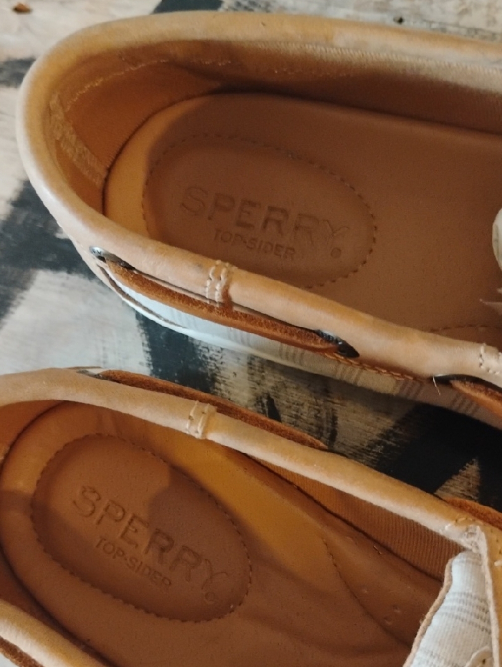 Sperry Tan Leather Boat Shoes - Lace Up Casual - Picture 3 of 8